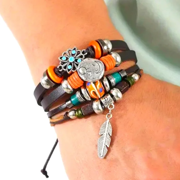 Leather Multilayered Bracelet - Picture 2 of 3